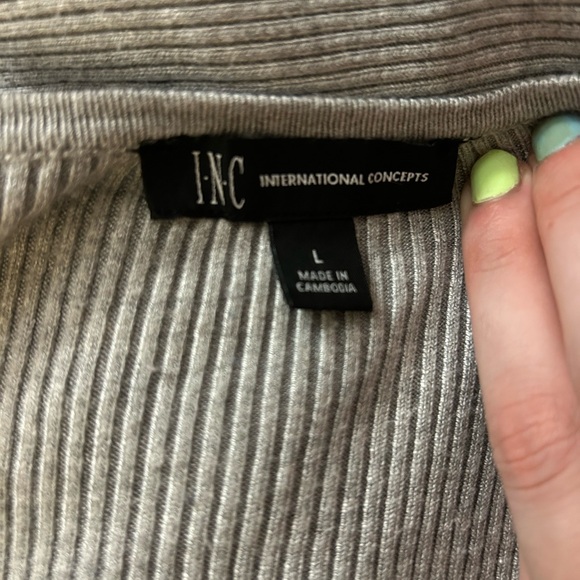 Gray Ribbed Wrap Sweater - Picture 2 of 2